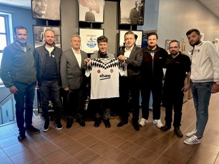 Gelibolu Beşiktaşlılar Derneği olarak Belediye Başkanımız Ali Kamil Soyuak’ı ziyaret ettik.