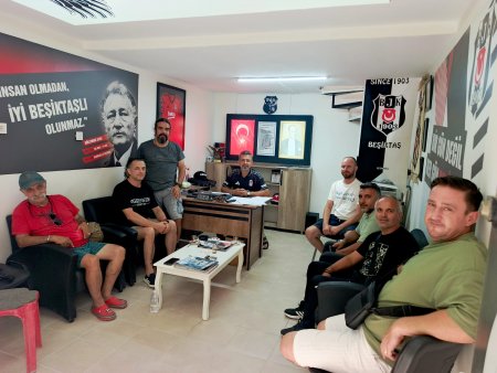 YÖNETİM KURULU VE ÜYELERİMİZ İLE PAZAR GÜNÜ TÜZÜK DEĞİŞİKLİĞİ SEBEBİ İLE  HOŞ SOHBET GERÇEKLEŞTİRDİK